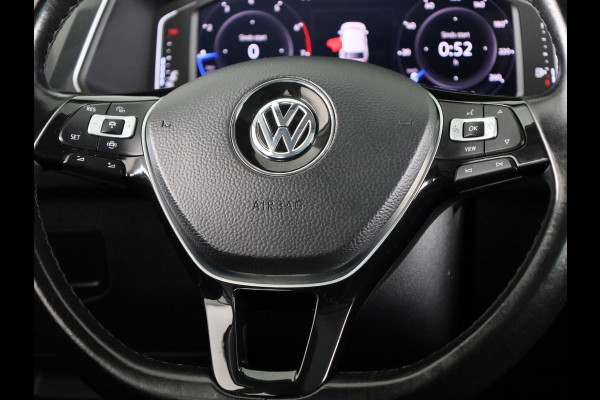 Volkswagen Tiguan 1.5 TSI ACT Highline 150PK | Automaat (DSG) | R-Line | Panoramadak | Leder interieur | Camera | Digitaal dashboard