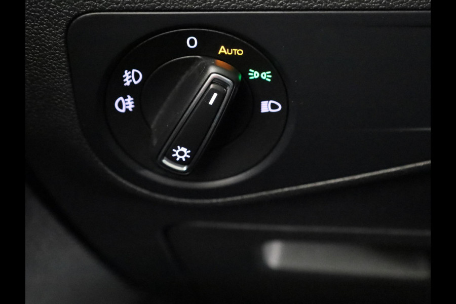 Volkswagen Tiguan 1.5 TSI ACT Highline 150PK | Automaat (DSG) | R-Line | Panoramadak | Leder interieur | Camera | Digitaal dashboard