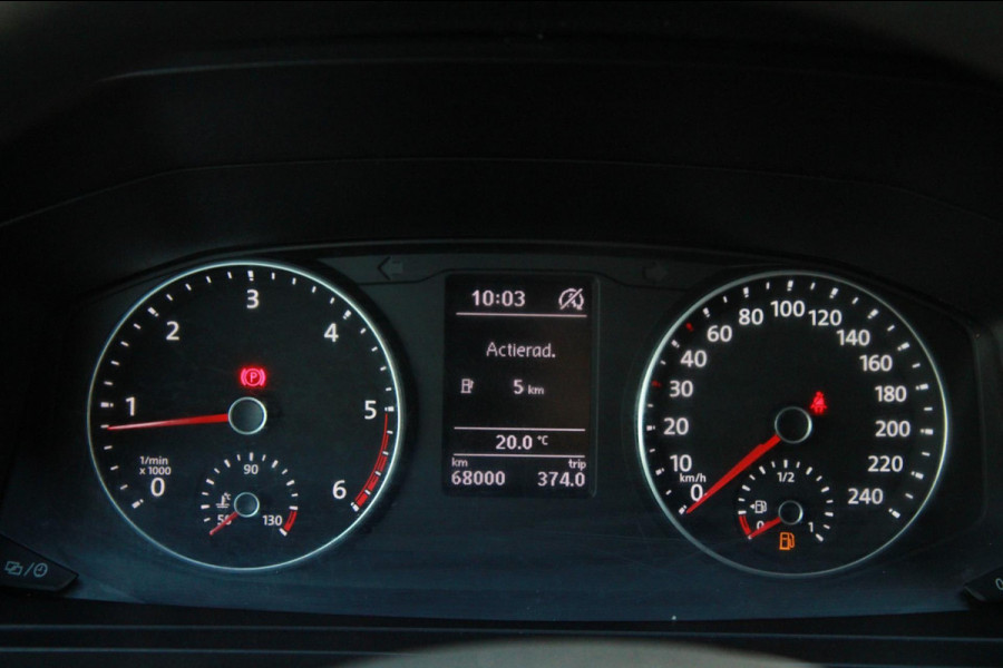 Volkswagen Transporter 2.0 TDI 150PK L1H1 Carplay / Navi / Trekhaak / PDC / 3 zits
