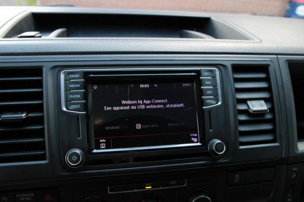 Volkswagen Transporter 2.0 TDI 150PK L1H1 Carplay / Navi / Trekhaak / PDC / 3 zits
