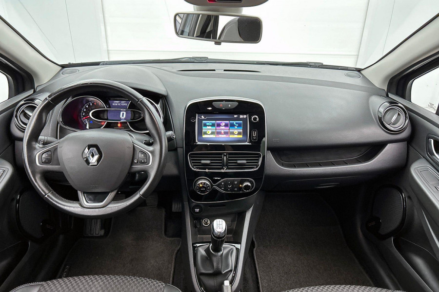 Renault Clio Estate 0.9 TCe Intens(Goed OnderH, Navi, Parkeersensoren, Cruise Con, Climate Con, Etc)