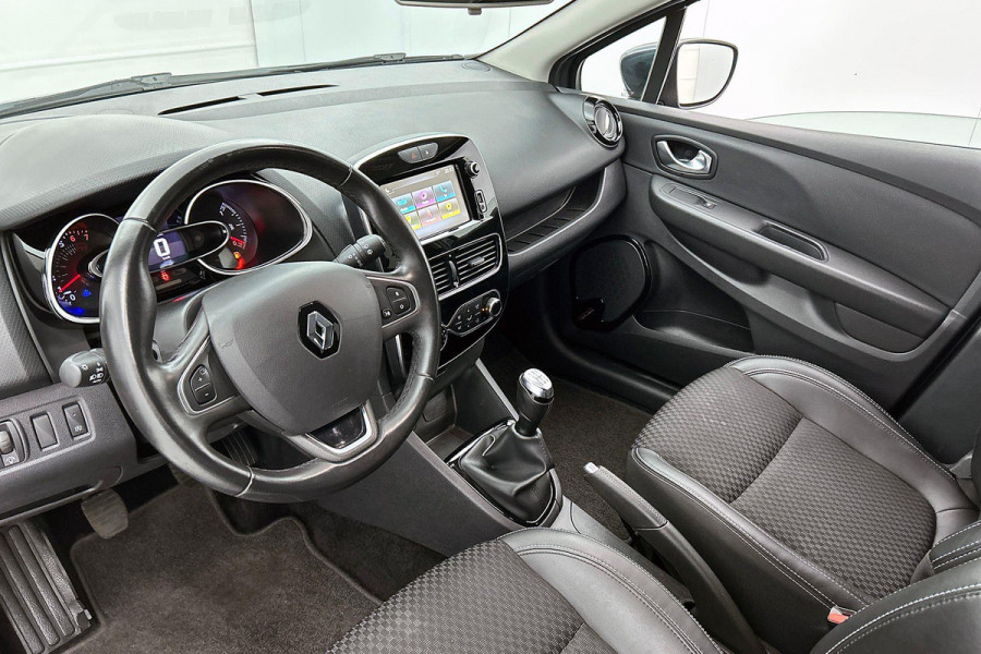 Renault Clio Estate 0.9 TCe Intens(Goed OnderH, Navi, Parkeersensoren, Cruise Con, Climate Con, Etc)