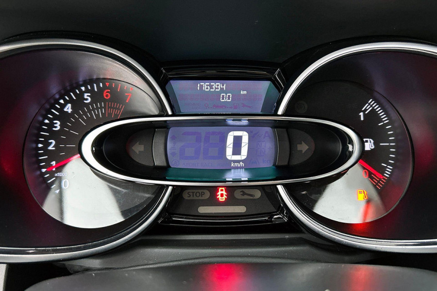 Renault Clio Estate 0.9 TCe Intens(Goed OnderH, Navi, Parkeersensoren, Cruise Con, Climate Con, Etc)