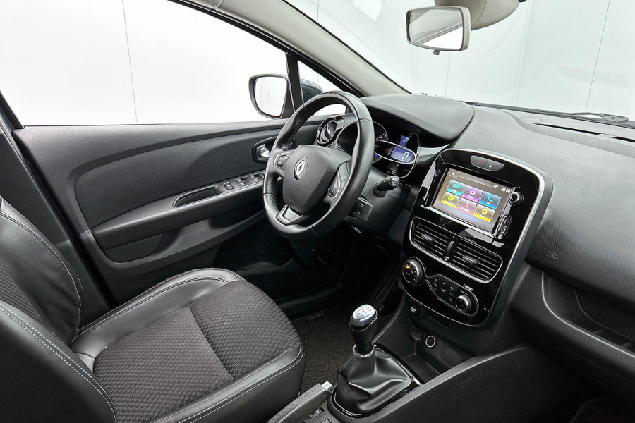Renault Clio Estate 0.9 TCe Intens(Goed OnderH, Navi, Parkeersensoren, Cruise Con, Climate Con, Etc)