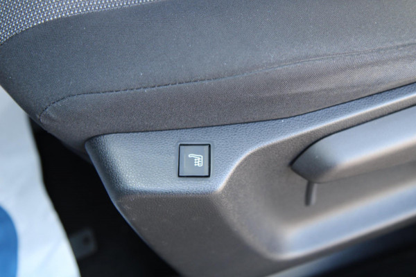 Opel Combo 1.5D L1H1 Edition / Trekhaak / Stoel en stuur verwarming / App connect / Camera