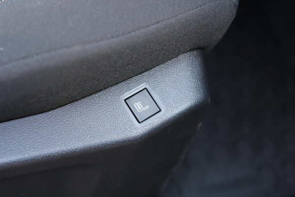 Opel Combo 1.5D L1H1 Edition / Trekhaak / Stoel en stuur verwarming / App connect / Camera