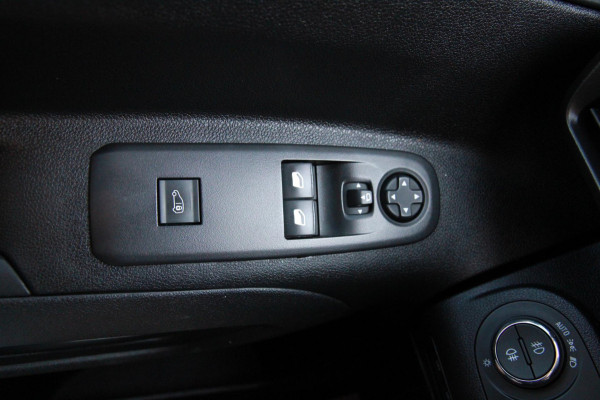 Opel Combo 1.5D L1H1 Edition / Trekhaak / Stoel en stuur verwarming / App connect / Camera