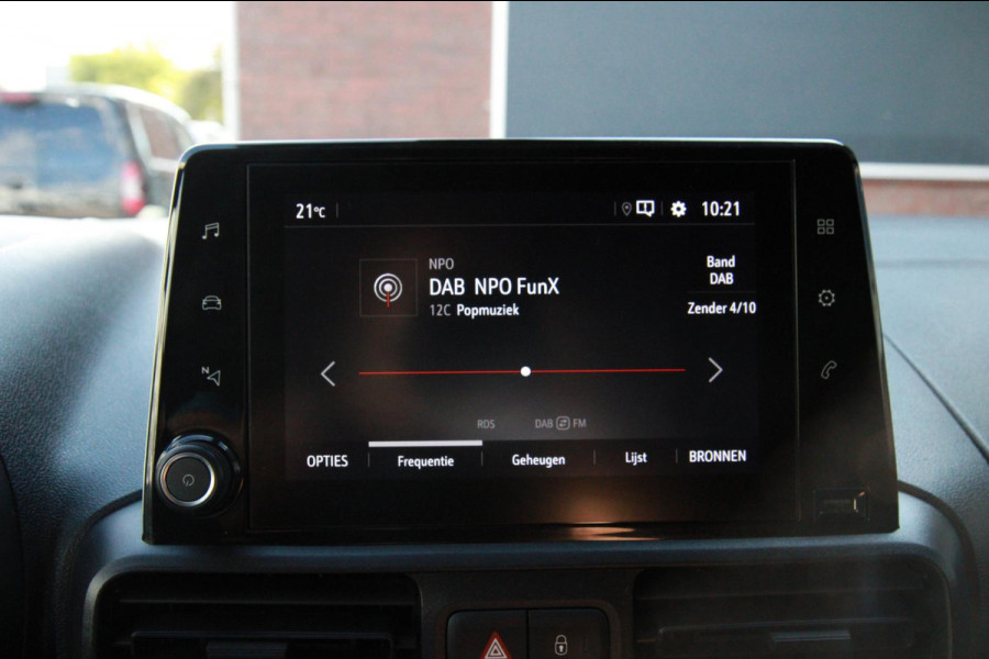Opel Combo 1.5D L1H1 Edition / Trekhaak / Stoel en stuur verwarming / App connect / Camera