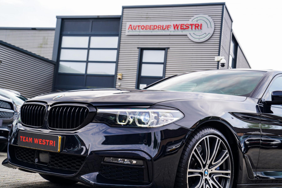 BMW 5 Serie 540i xDrive High Executive | M-pakket | Schuif/kanteldak | Adaptieve Cruise | Nappa | Camera | Stoel + Stuurverwarming