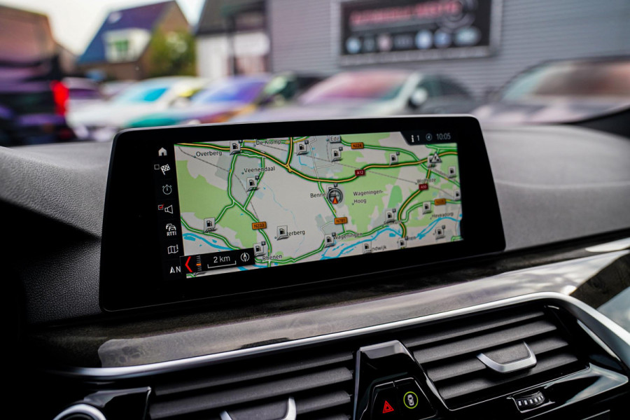 BMW 5 Serie 540i xDrive High Executive | M-pakket | Schuif/kanteldak | Adaptieve Cruise | Nappa | Camera | Stoel + Stuurverwarming