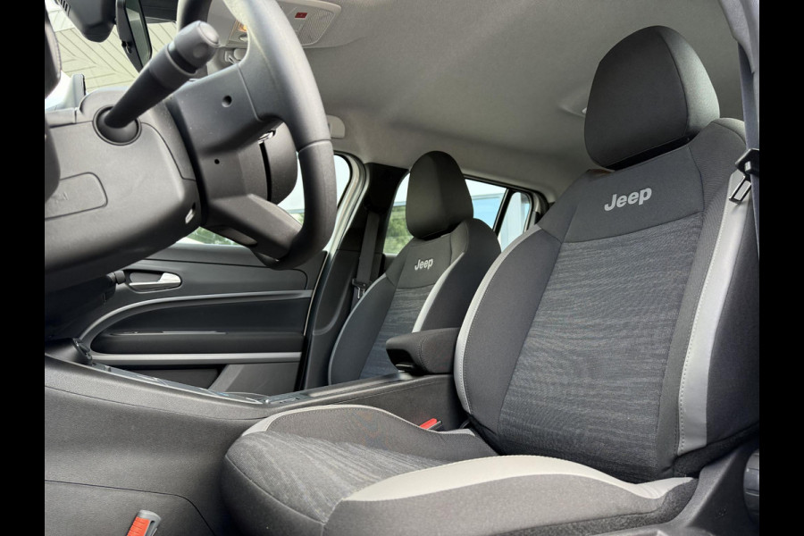 Jeep Avenger Longitude 54 kWh Aut. | Navi | Carplay | Stoelverwarming |