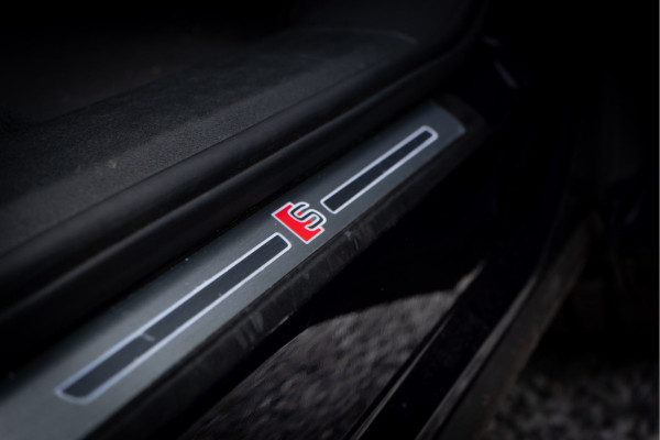 Audi e-tron Sportback 50 Quattro / 2x S-line/ Luchtvering/ Adaptive Cruise Control/ Panoramadak/ 230kW (313PK)