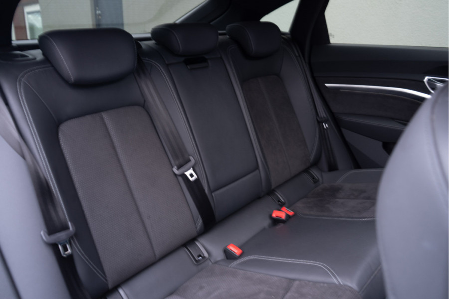 Audi e-tron Sportback 50 Quattro / 2x S-line/ Luchtvering/ Adaptive Cruise Control/ Panoramadak/ 230kW (313PK)
