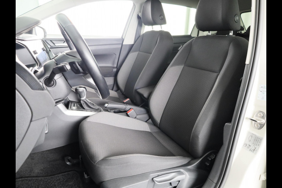 Volkswagen Polo 1.0 TSI Life 95 pk Automaat (DSG) | Verlengde garantie | Navigatie | Parkeersensoren | Achteruitrijcamera | Stoelverwarming | LED koplampen |