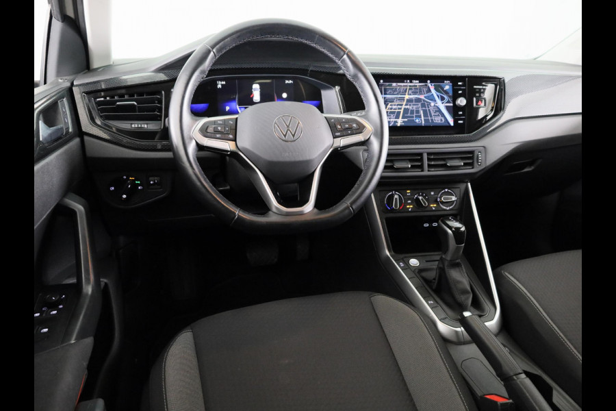 Volkswagen Polo 1.0 TSI Life 95 pk Automaat (DSG) | Verlengde garantie | Navigatie | Parkeersensoren | Achteruitrijcamera | Stoelverwarming | LED koplampen |