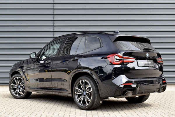BMW X3 xDrive30e M Sport | Panoramadak | ACC | 20'' Velgen | Gesture Control | Lederen Bekleding |