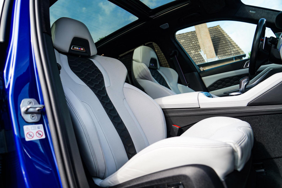 BMW X5 M Competition | Carbon | Bowers&Wilkins | Panorama Skylounge | Massage | Stoelventilatie | Alcantara Hemel | HuD | M-Driver