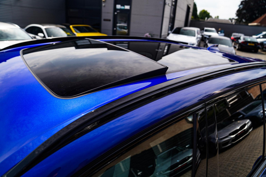 BMW X5 M Competition | Carbon | Bowers&Wilkins | Panorama Skylounge | Massage | Stoelventilatie | Alcantara Hemel | HuD | M-Driver