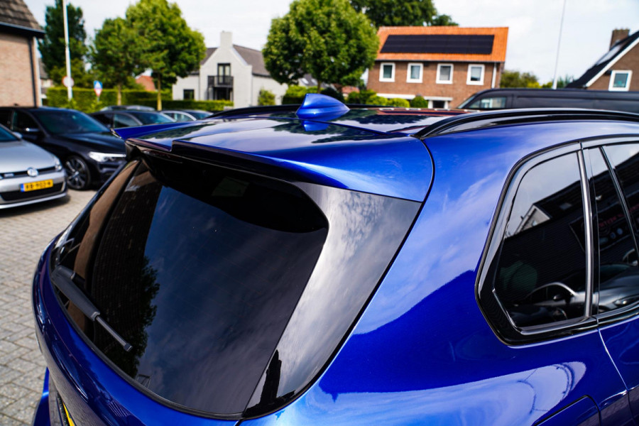 BMW X5 M Competition | Carbon | Bowers&Wilkins | Panorama Skylounge | Massage | Stoelventilatie | Alcantara Hemel | HuD | M-Driver