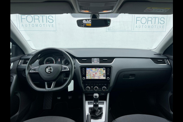 Škoda Octavia Combi 1.0 TSI Greentech Business Edition TREKHAAK | STOELVERWARMING | NAVI