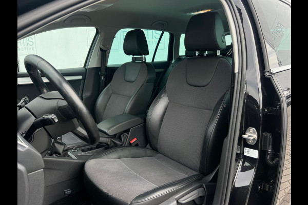 Škoda Octavia Combi 1.0 TSI Greentech Business Edition TREKHAAK | STOELVERWARMING | NAVI
