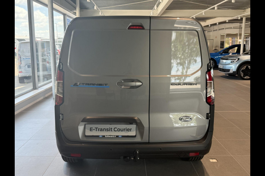 Ford E-Transit Courier Limited 44 kWh 136pk | Ford Voorraad | Driver Assistance Pack | Laadvloerbescherming | Trekhaak | LED Laadruimteverlichting