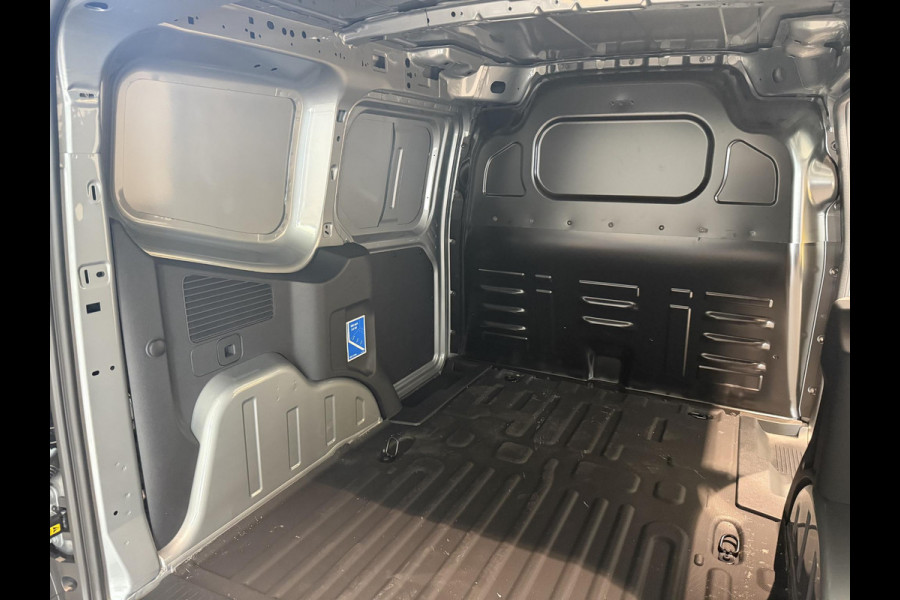 Ford E-Transit Courier Limited 44 kWh 136pk | Ford Voorraad | Driver Assistance Pack | Laadvloerbescherming | Trekhaak | LED Laadruimteverlichting