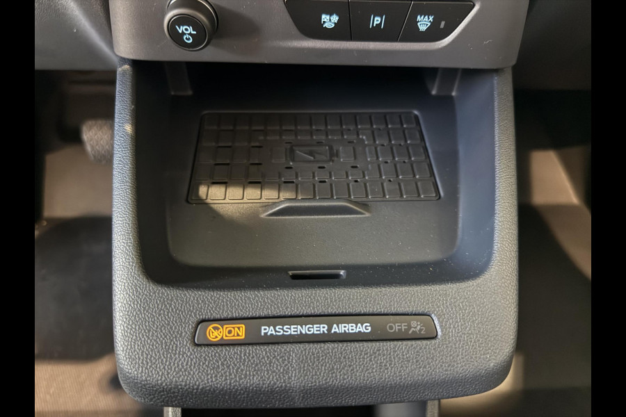 Ford E-Transit Courier Limited 44 kWh 136pk | Ford Voorraad | Driver Assistance Pack | Laadvloerbescherming | Trekhaak | LED Laadruimteverlichting