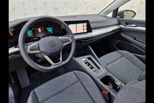 Volkswagen GOLF Variant 1.5 eTSI Life Business | Camera | Stoelverwarming | ACC | LED | PDC | DAB | 18 inch