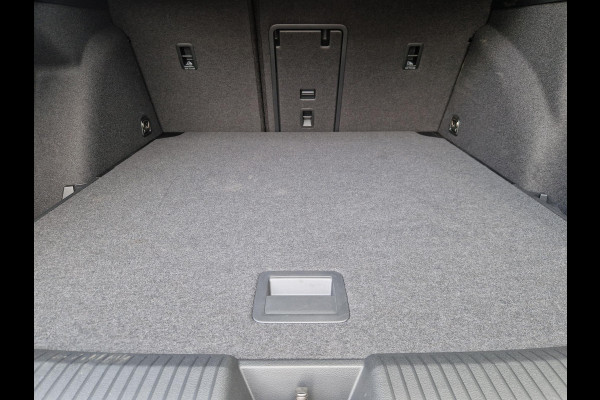 Volkswagen GOLF Variant 1.5 eTSI Life Business | Camera | Stoelverwarming | ACC | LED | PDC | DAB | 18 inch