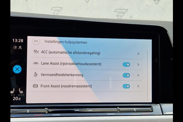Volkswagen GOLF Variant 1.5 eTSI Life Business | Camera | Stoelverwarming | ACC | LED | PDC | DAB | 18 inch