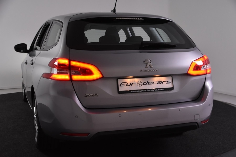 Peugeot 308 SW Blue HDi *Navigatie*Carplay*Parkassist*