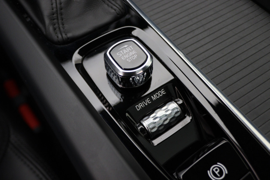 Volvo V60 2.0 T4 Momentum Pro Polestar Engineered Panoramadak, Head-Up, LED, Apple CarPlay, Lane Assist, Camera