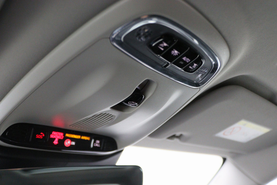 Volvo V60 2.0 T4 Momentum Pro Polestar Engineered Panoramadak, Head-Up, LED, Apple CarPlay, Lane Assist, Camera