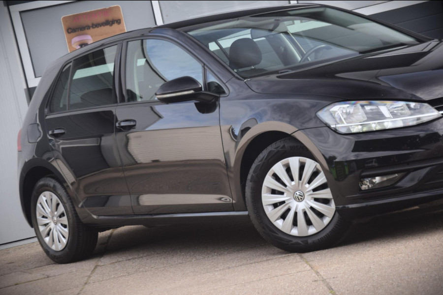 Volkswagen Golf 1.6 TDI Trendline APPLE CARPLAY/CRUISE ADAPTIEF/MULTIFUNCTIONEEL STUURWIEL