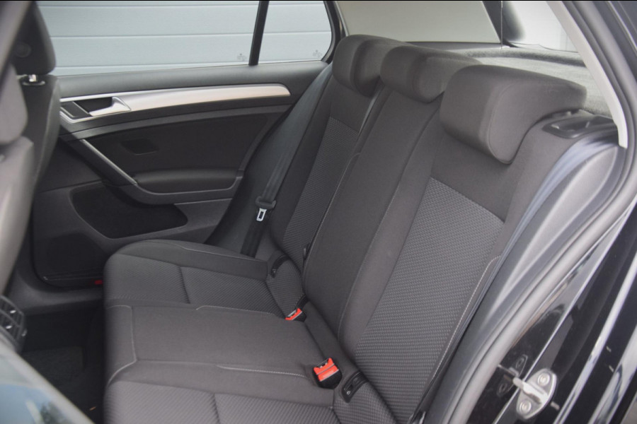 Volkswagen Golf 1.6 TDI Trendline APPLE CARPLAY/CRUISE ADAPTIEF/MULTIFUNCTIONEEL STUURWIEL