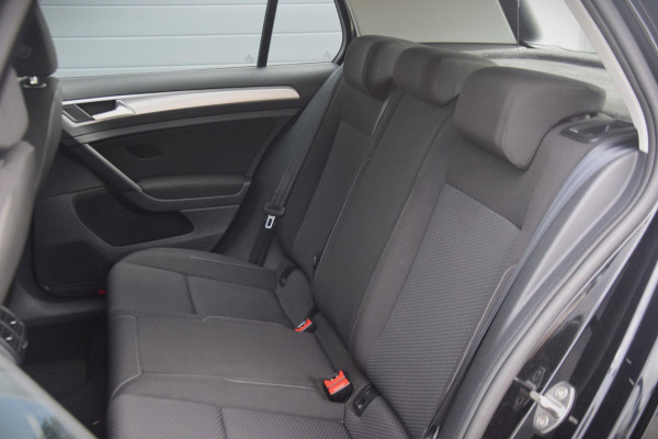 Volkswagen Golf 1.6 TDI Trendline APPLE CARPLAY/CRUISE ADAPTIEF/MULTIFUNCTIONEEL STUURWIEL
