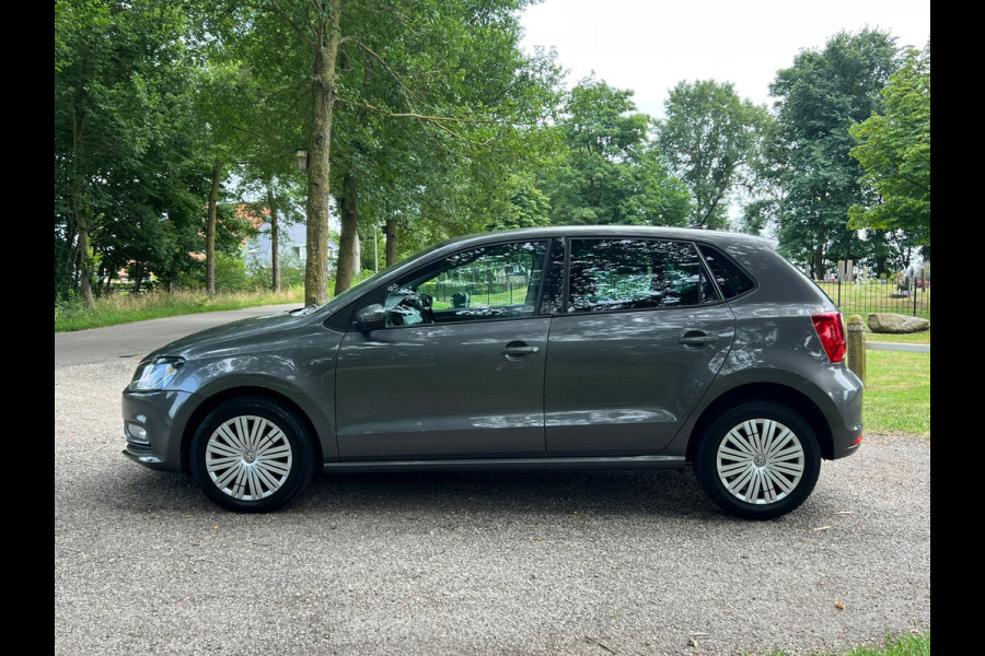 Volkswagen Polo 1.4 TDI Comfortline| Cruise + Clima + Navi
