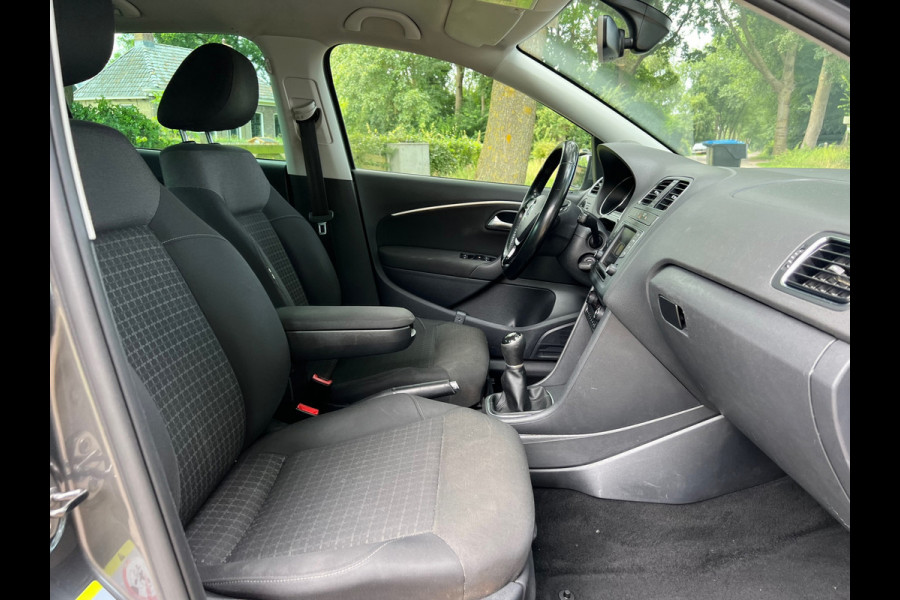 Volkswagen Polo 1.4 TDI Comfortline| Cruise + Clima + Navi