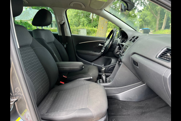 Volkswagen Polo 1.4 TDI Comfortline| Cruise + Clima + Navi