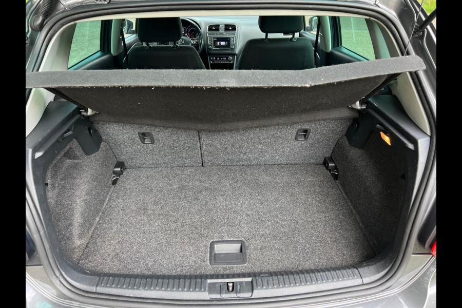 Volkswagen Polo 1.4 TDI Comfortline| Cruise + Clima + Navi