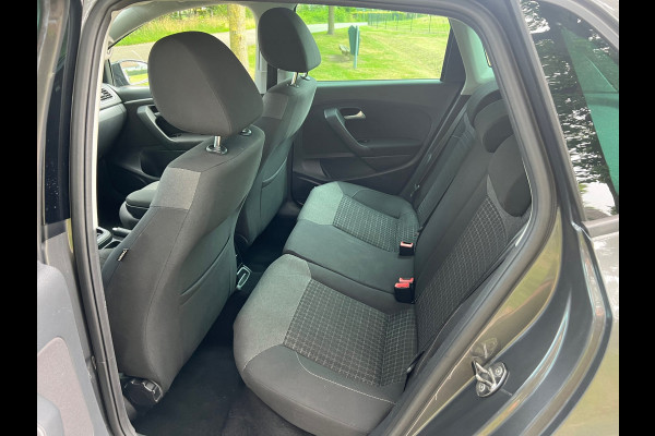 Volkswagen Polo 1.4 TDI Comfortline| Cruise + Clima + Navi