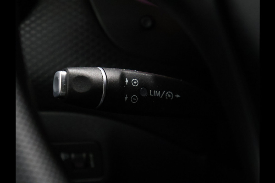 Mercedes-Benz A-Klasse 160 My First Star [CAMERA, BLUETOOTH, CRUISE CONTROL, NAVIGATIE, AIRCO, NIEUWSTAAT]