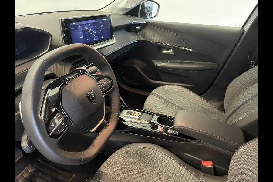Peugeot 208 Hybrid 100 AUT Allure Navigatie Apple Carplay/ Android Auto Camera Parkeersensoren Adaptive Cruise Control Stoelverwarming Ledverlichting Climate control