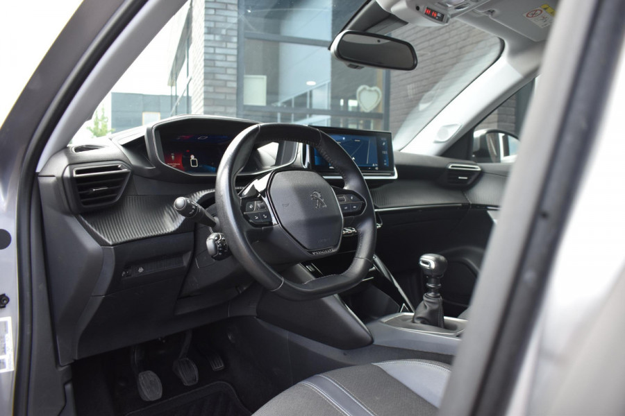 Peugeot 2008 1.2 130PK PureTech Allure Pack | Camera | Navi | Incl. garantie