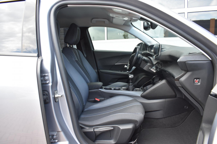 Peugeot 2008 1.2 130PK PureTech Allure Pack | Camera | Navi | Incl. garantie