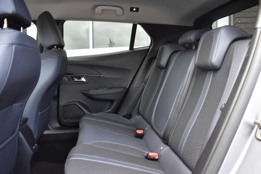 Peugeot 2008 1.2 130PK PureTech Allure Pack | Camera | Navi | Incl. garantie