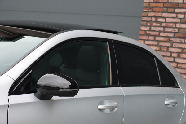 Mercedes-Benz A-Klasse 180 Business Solution AMG Line Aut7 | Panoramadak | Nightpakket | Zitcomfortpakket | Stoelverwarming | Camera | Apple Carplay/Android Auto |
