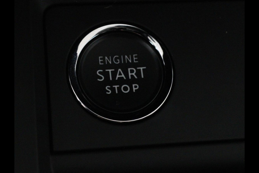 Citroën C5 Aircross 1.6 Plug In Hybride Shine | Panoramadak | Stoelverwarming | Trekhaak | Leder/Alcantara | Adaptive cruise | Keyless | Carplay | Camera | Navigatie