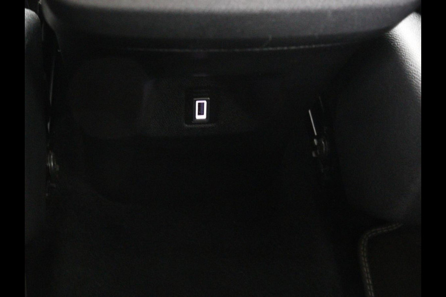 Citroën C5 Aircross 1.6 Plug In Hybride Shine | Panoramadak | Stoelverwarming | Trekhaak | Leder/Alcantara | Adaptive cruise | Keyless | Carplay | Camera | Navigatie